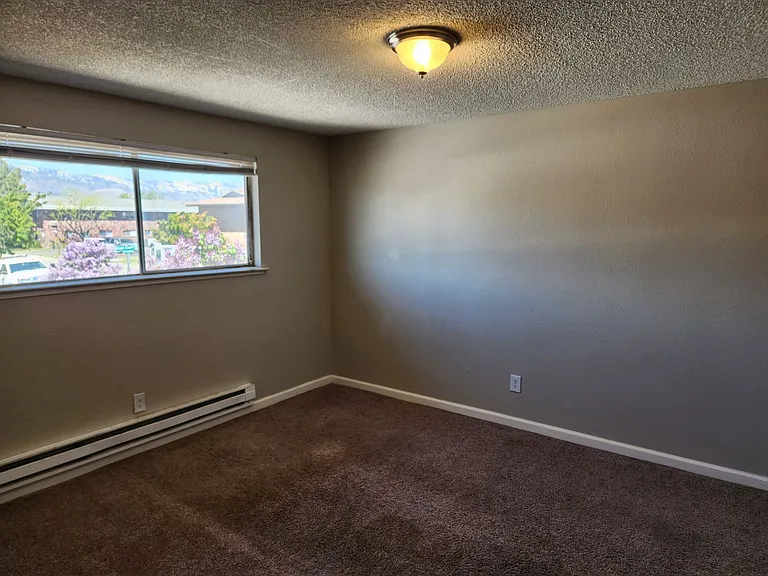 1331 N Green Ct — Photo 7