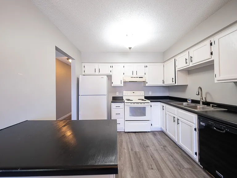 4108 S Meadowlark Rd — Photo 6