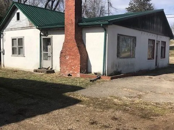 145 Pomeroy Rd, Athens, OH 45701