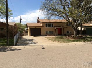 2607 Ridgewood Ln, Pueblo, CO 81005