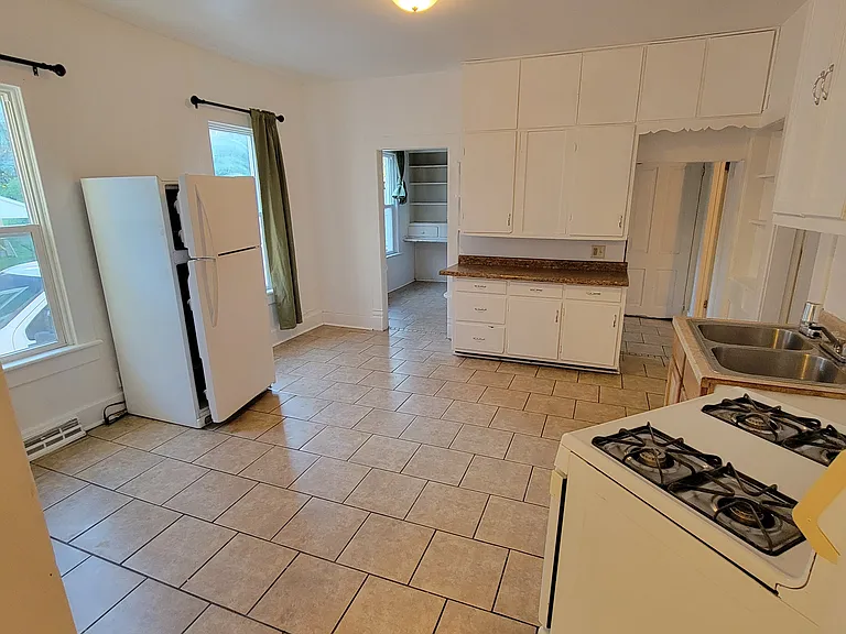 806 S Ashland Ave — Photo 7