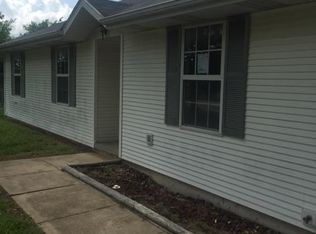 1007 N Dickerson Ave, Springfield, MO 65803