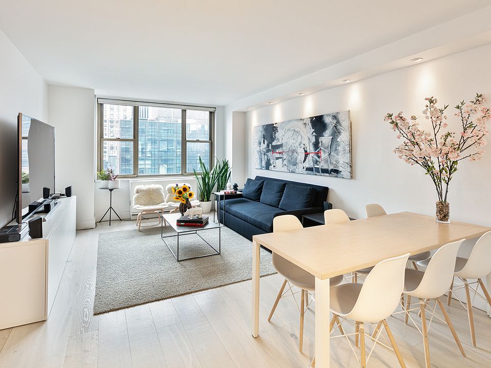 1st image of 301 E 79th St APT 22R