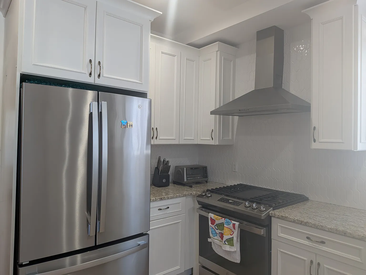 262 Rutledge Ave — Photo 2