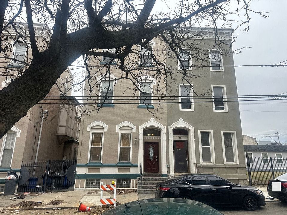 1st image of 1936 N 7th St