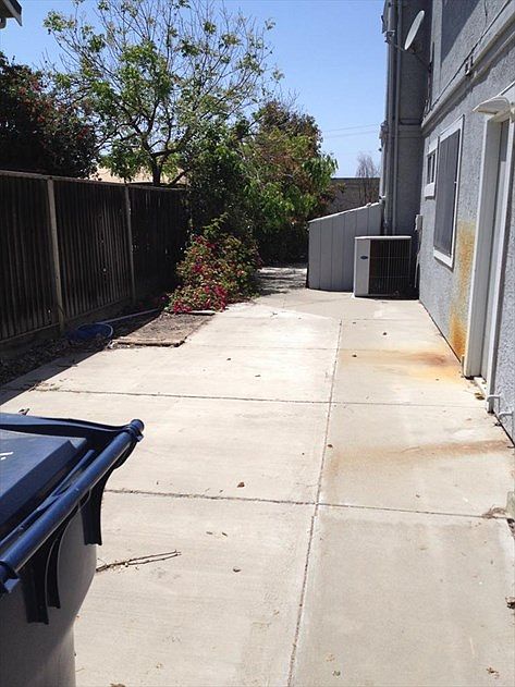 1st image of 48 Rockrose St