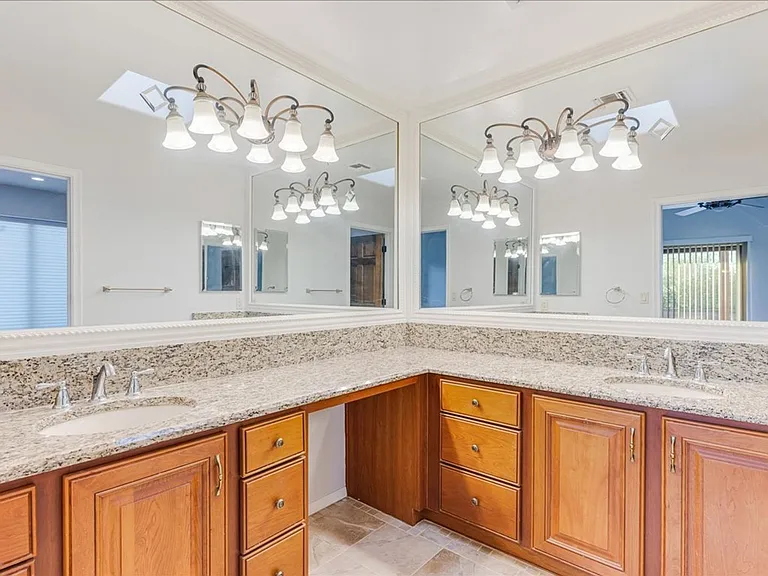 3350 N Wide Loop Dr — Photo 32