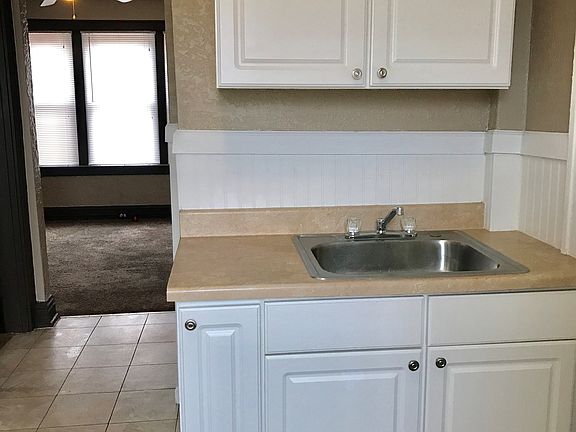 3rd image of 4231 Ellenwood Avenue # Fl 2nd