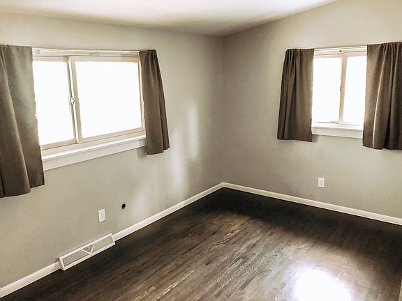 4th image of 8351 Peach Tree Ave NE