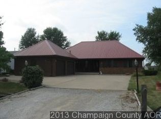 2413 Brownfield Rd, Urbana, IL 61802