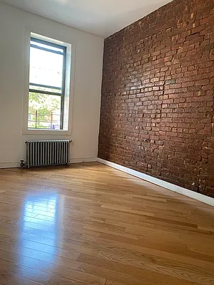 Rented by The Brokerage Group LLC | media 12