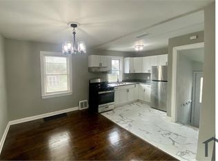 5211 W 63rd Pl, Chicago, IL 60638