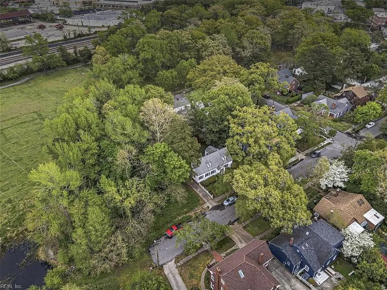 1412 Woodrow Ave — Photo 28