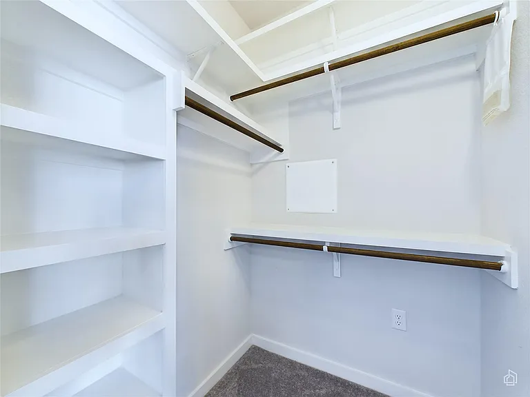 12001 Vista Parke Dr #904 — Photo 16