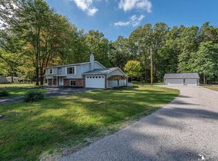 10899 Secor Rd, Temperance, MI 48182