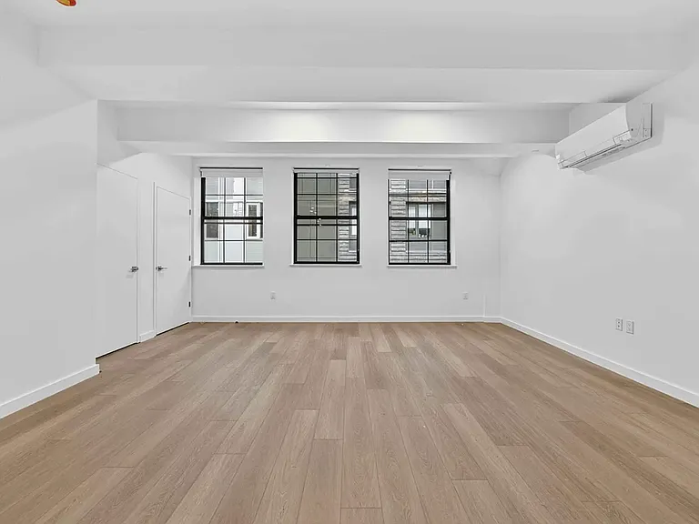 225 E 134th St #4L — Photo 6
