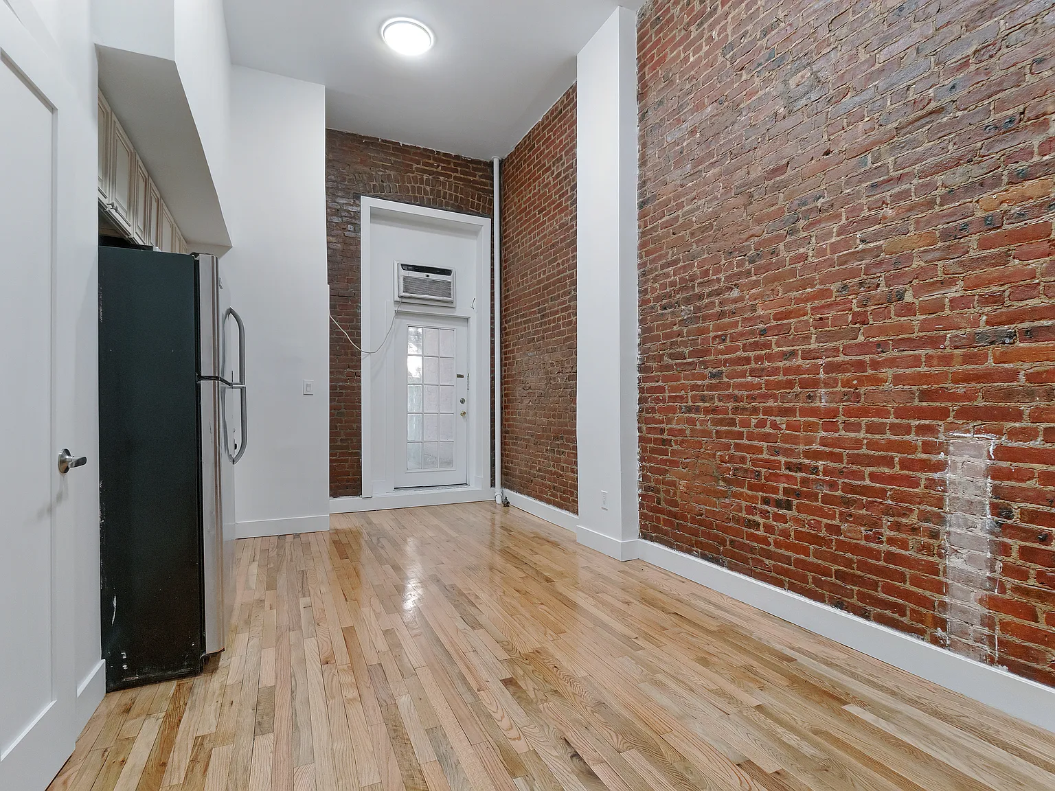 219 East 89th Street — Photo 3