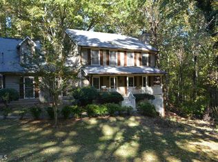 150 Mountain View Ct, Fayetteville, GA 30215