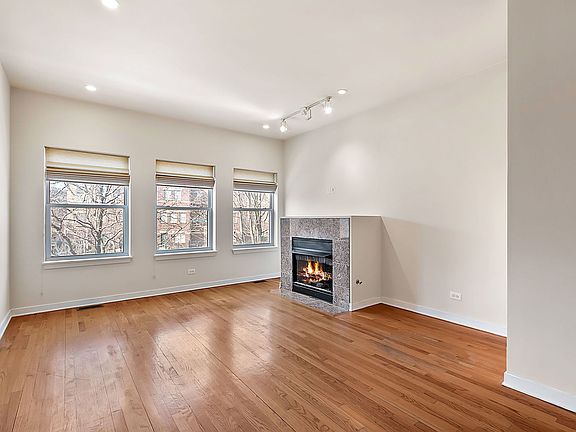 4th image of 4110 S Maryland Ave