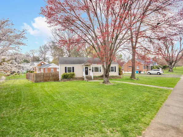 1743 Devon Rd SW, Roanoke, VA 24015