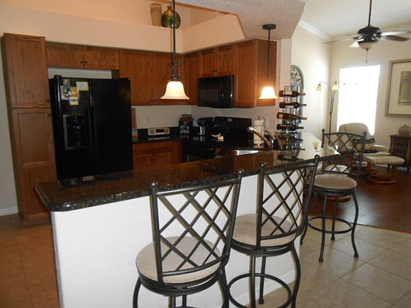 5th image of 1000 Gardens Edge Dr #1024