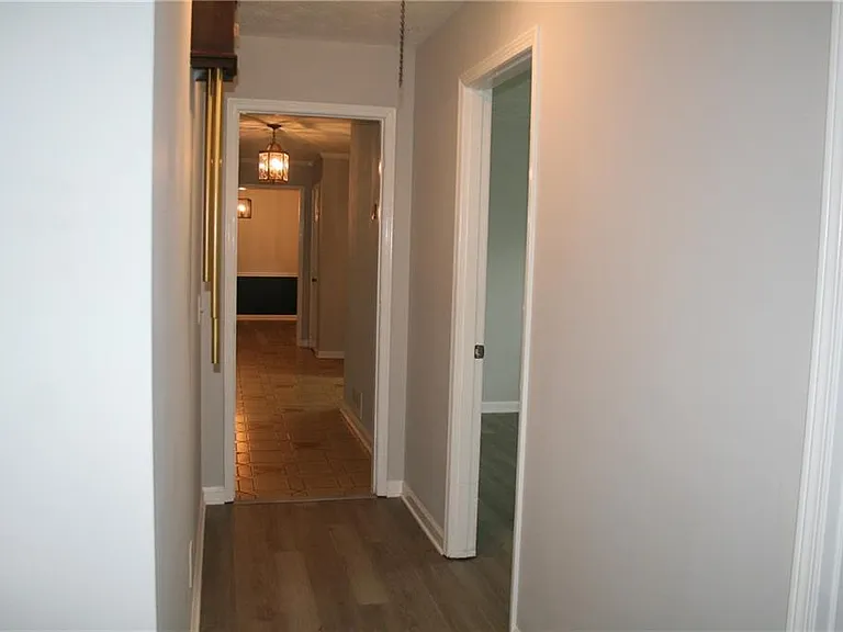 2075 Pinewood Dr — Photo 25