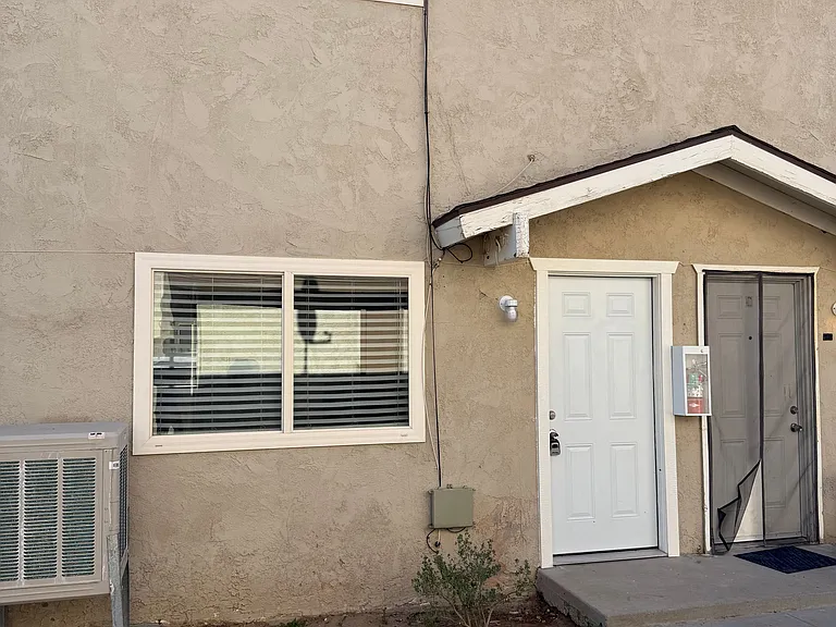509 E Ridgecrest Blvd #B — Photo 1