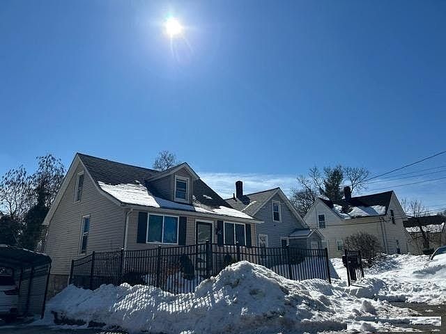 2nd image of 314 Spring St