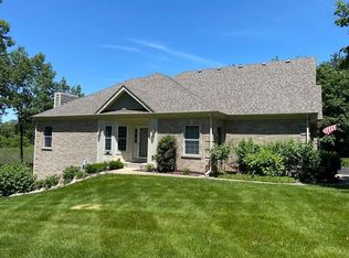 1315 Boulder Ct, Woodstock, IL 60098