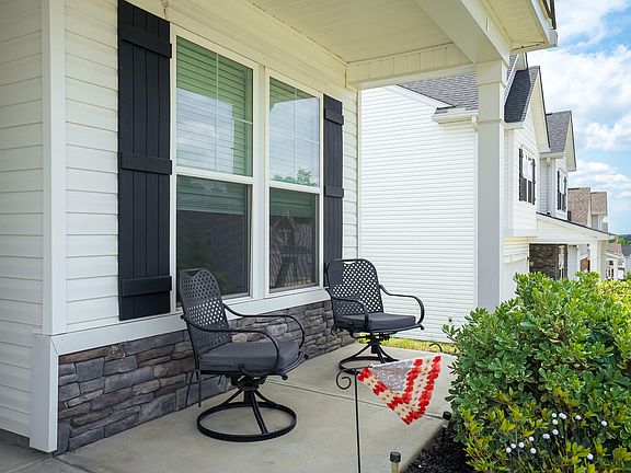 4th image of 6384 Whirlaway Rd