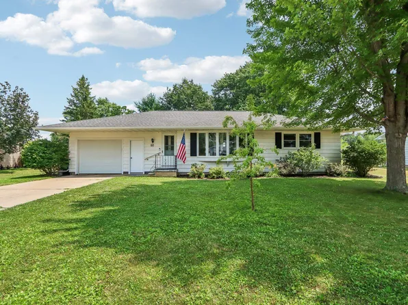 60 6th St, Prairie Du Sac, WI 53578