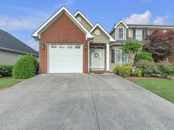 1501 Augusta Dr, Dalton, GA 30721