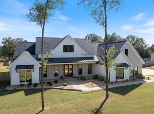 94 Hargrove Rd, Greenbrier, AR 72058