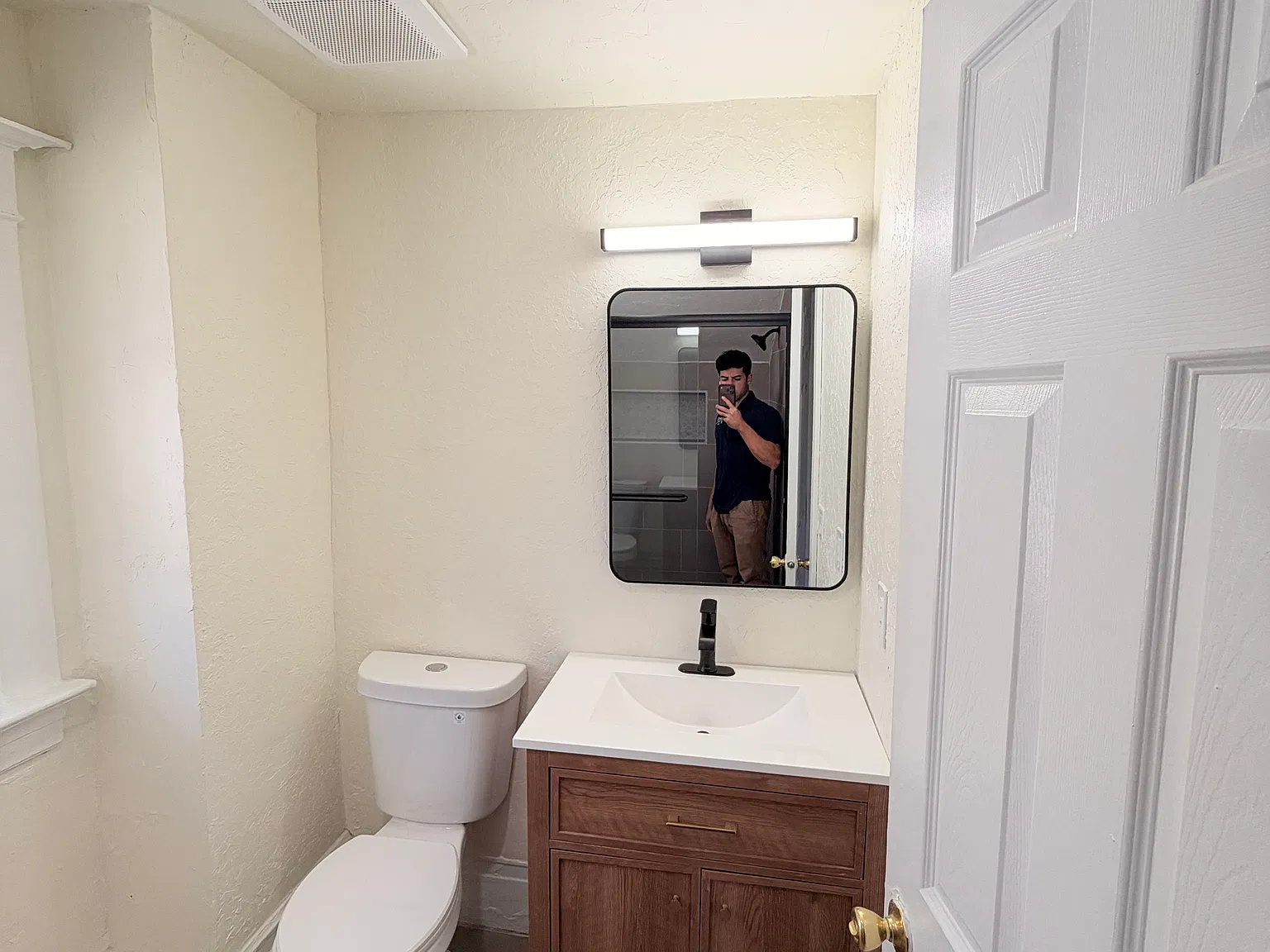 1 bed, 400 sqft, $1,245 — Photo 3