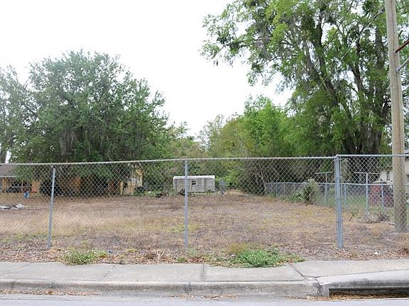 4th image of 1107 N Emory Ave