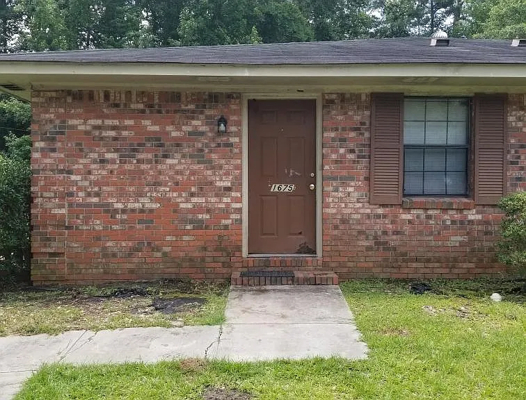 1675 Baugh St #D — Photo 1