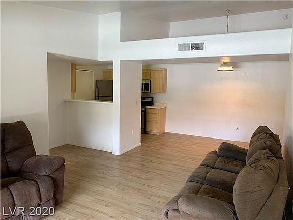 4th image of 950 Seven Hills Dr APT 2224