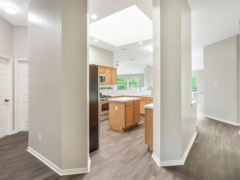 6842 Moss Boulder Dr — Photo 8