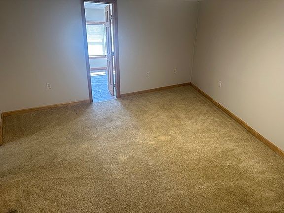 3rd image of 131 Alameda Rd #3