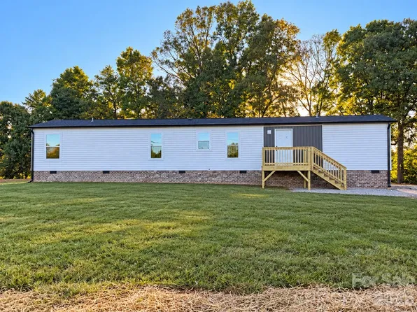 1778 Dearborn Street Ext, Morganton, NC 28655