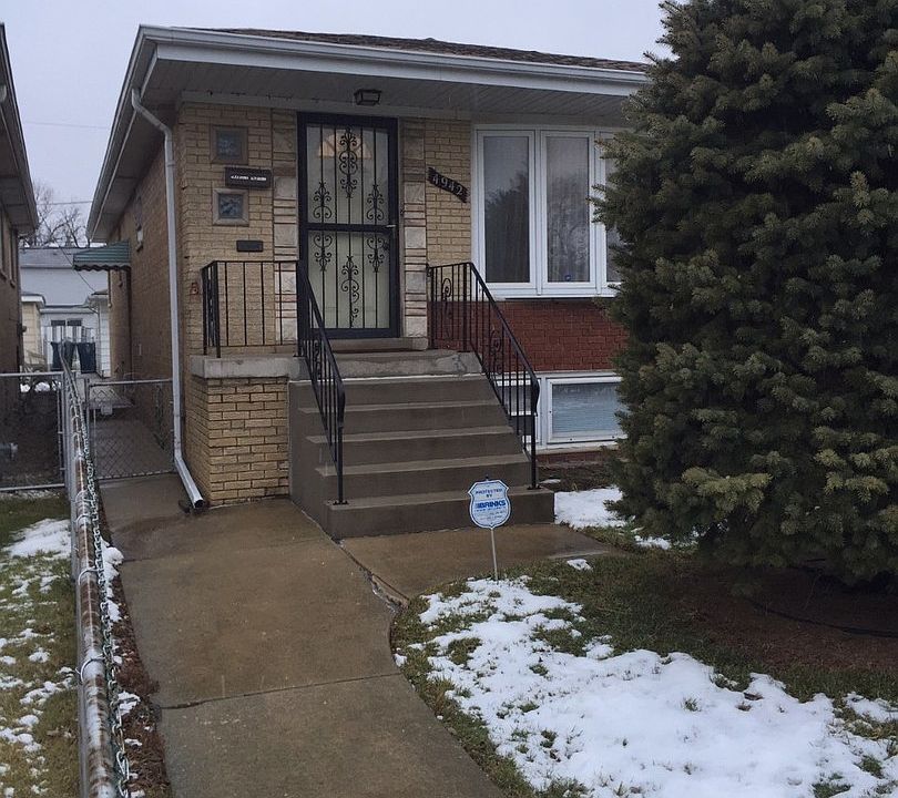 1st image of 4942 S Latrobe Ave