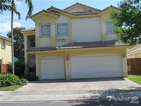 1st image of 10860 NW 72nd St