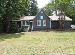 16 Deer Run Trl, Winder, GA 30680
