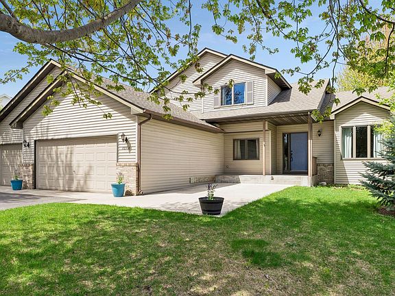 4th image of 10916 Timberline Dr N