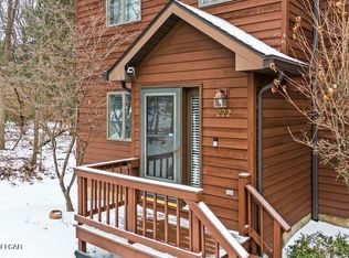 222 Hillside Two, Dallas, PA 18612