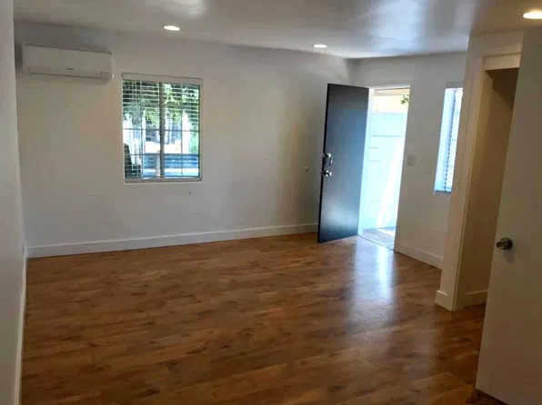 (undisclosed Address), Inglewood, CA 90301