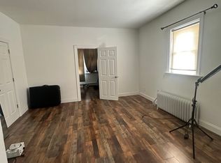 306 Locust St #1, Mount Vernon, NY 10550