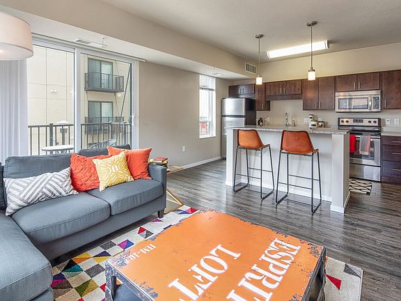 2nd image of 1215 Marshall St NE #405