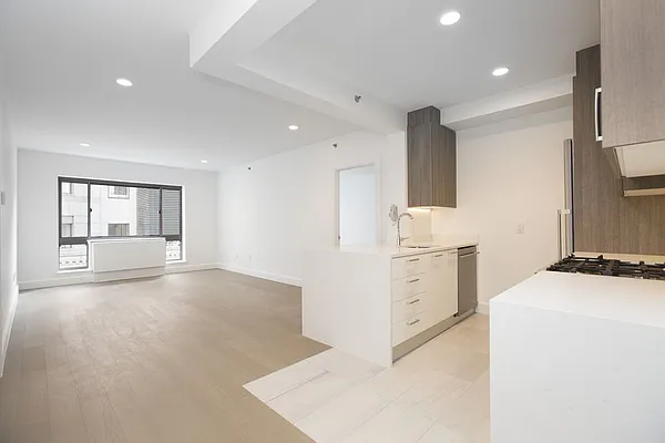 Rented by REAL New York | media 12