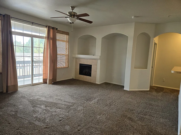1575 Olympia Cir #205 — Photo 25